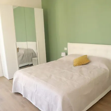 Santa Maria Novella - Golden Lily Florence, Center Appartement *